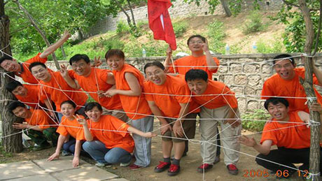 高效的事情，，，快乐的生涯，，，加入团队协作拓展训练